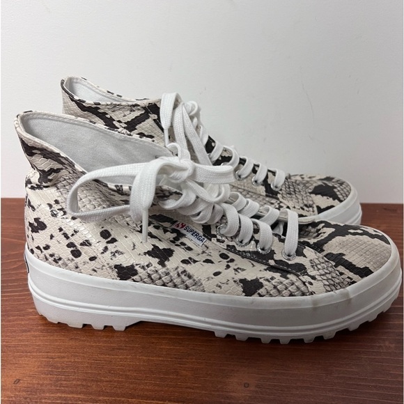 Superga Women Alpina Snake Embossed High Top Platform Sneaker in Taupe Snake 9.5 - Picture 6 of 13